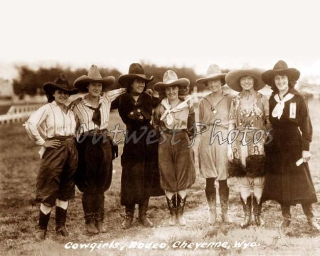 Rene Hafley, Fox Hastings, Rose Smith, Ruth Roach, Mable Strickland 